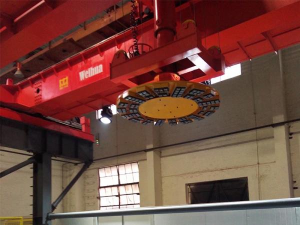 高精定位全自动数控起重机